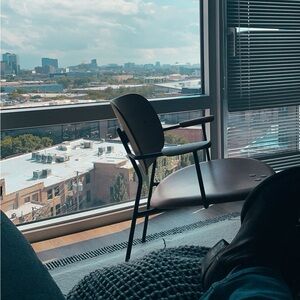 Meet your Posher, Dominic